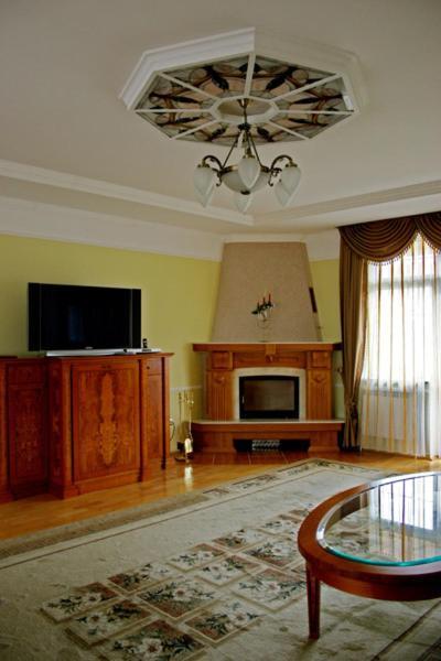 Hotel Solnichnaia Dolyna à Polyana  Chambre photo