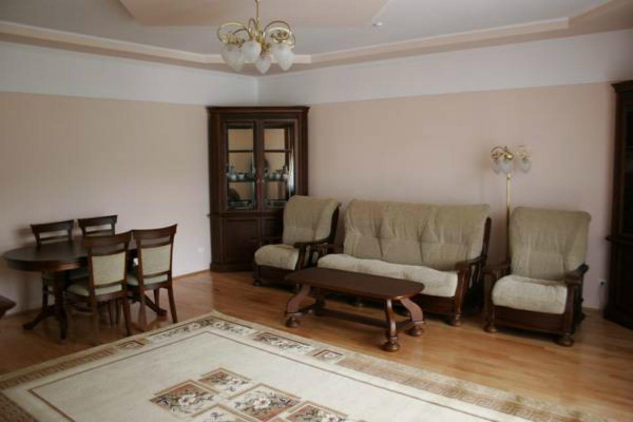Hotel Solnichnaia Dolyna à Polyana  Extérieur photo
